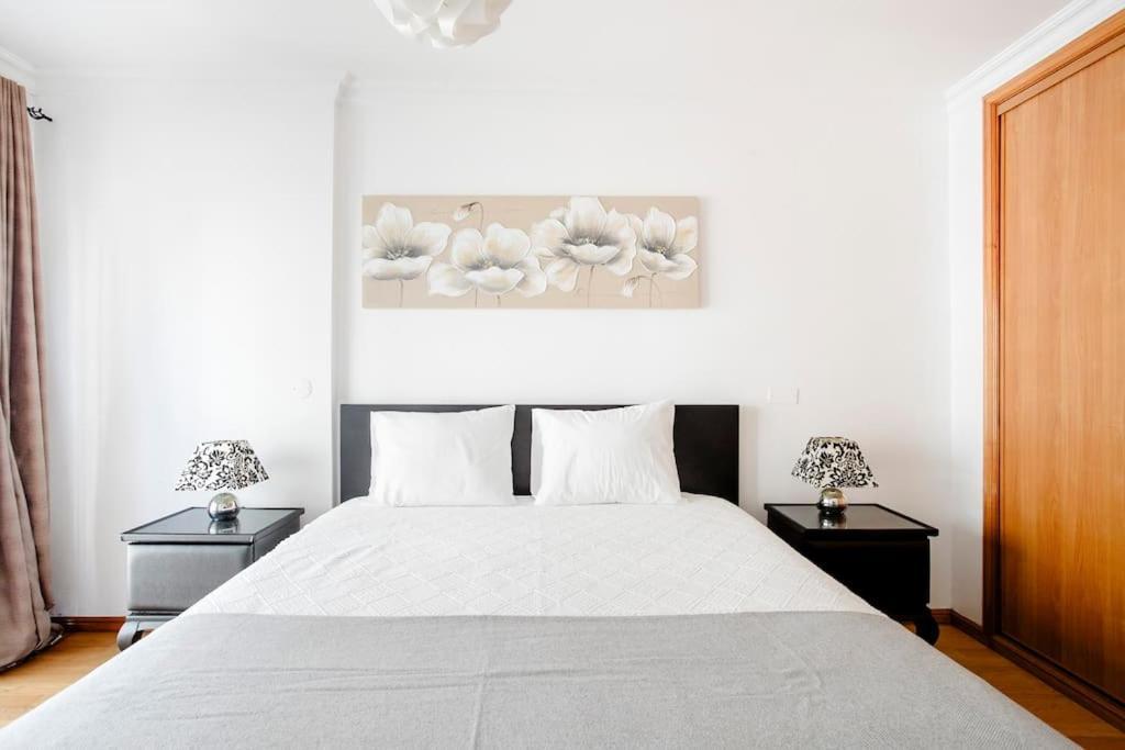 Apartment Em Lisboa, Perto De Sintra Fontainhas (Lisbon)